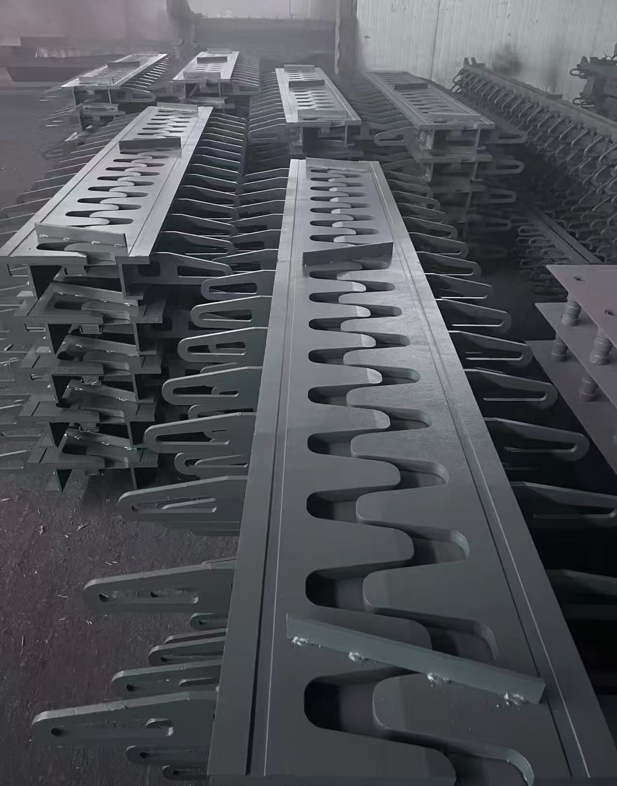 Finger Type Expansion Joint
